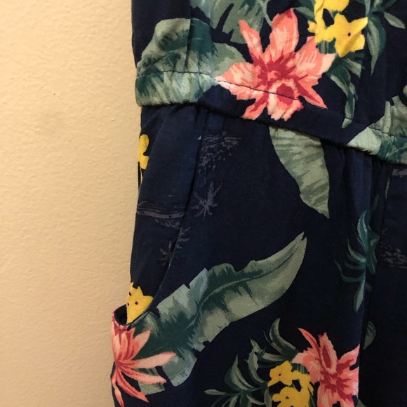 H&M Youth Jumpsuit - Navy Tropical Floral Pattern - Picture 5 of 7